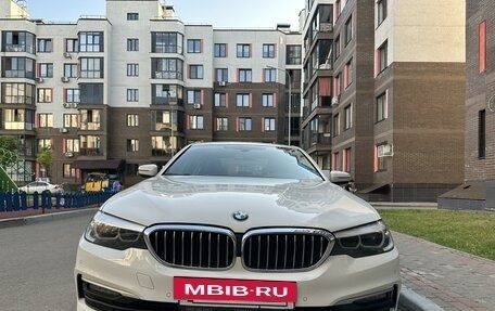 BMW 5 серия, 2019 год, 3 500 000 рублей, 3 фотография