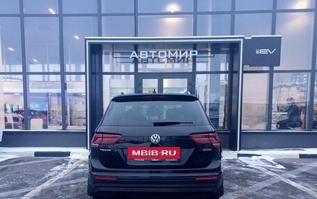 Volkswagen Tiguan II, 2019 год, 2 788 000 рублей, 6 фотография