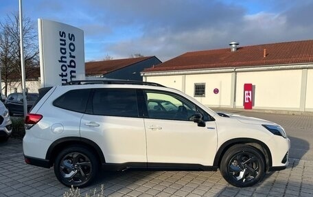 Subaru Forester, 2024 год, 5 790 000 рублей, 8 фотография