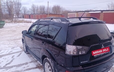 Mitsubishi Outlander III рестайлинг 3, 2011 год, 1 385 000 рублей, 5 фотография