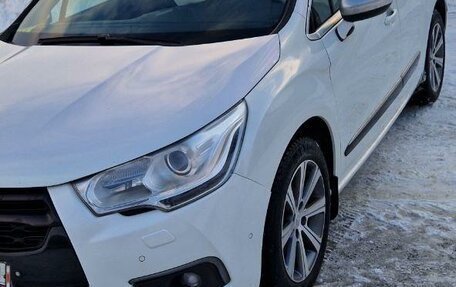 Citroen DS4, 2011 год, 900 000 рублей, 32 фотография