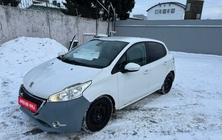 Peugeot 208 II, 2013 год, 400 000 рублей, 3 фотография