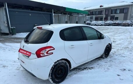 Peugeot 208 II, 2013 год, 400 000 рублей, 11 фотография