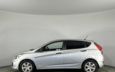 Hyundai Solaris II рестайлинг, 2011 год, 820 000 рублей, 9 фотография