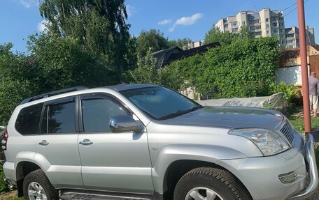 Toyota Land Cruiser Prado 120 рестайлинг, 2003 год, 1 650 000 рублей, 2 фотография