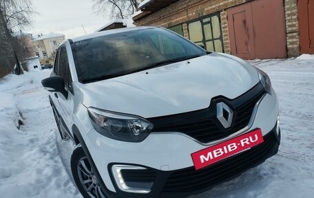 Renault Kaptur I рестайлинг, 2018 год, 1 200 000 рублей, 8 фотография