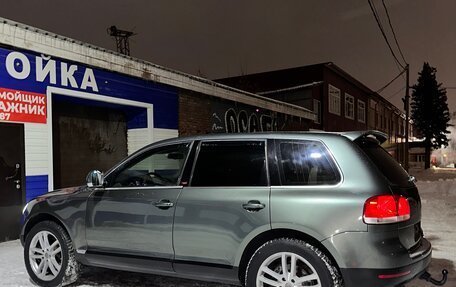 Volkswagen Touareg III, 2003 год, 1 000 000 рублей, 9 фотография