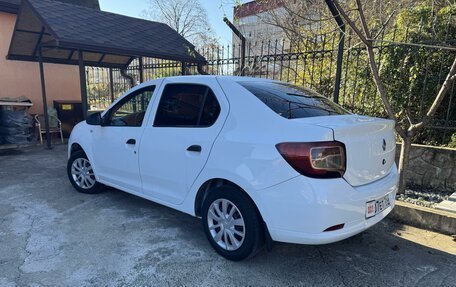 Renault Logan II, 2016 год, 590 000 рублей, 7 фотография