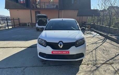 Renault Logan II, 2016 год, 590 000 рублей, 3 фотография