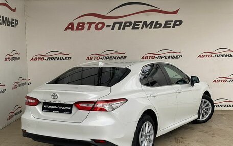 Toyota Camry, 2021 год, 3 460 000 рублей, 5 фотография