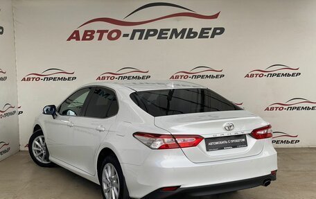 Toyota Camry, 2021 год, 3 460 000 рублей, 7 фотография