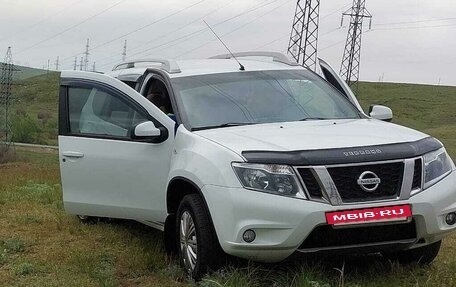 Nissan Terrano III, 2015 год, 1 270 000 рублей, 3 фотография