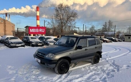 Chevrolet Niva I рестайлинг, 2005 год, 319 700 рублей, 2 фотография