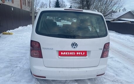 Volkswagen Touran III, 2007 год, 730 000 рублей, 2 фотография