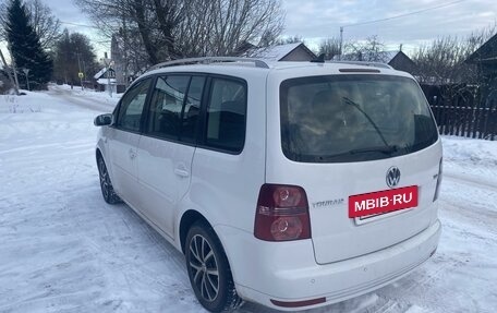 Volkswagen Touran III, 2007 год, 730 000 рублей, 3 фотография