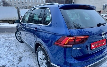 Volkswagen Tiguan II, 2018 год, 3 700 000 рублей, 3 фотография