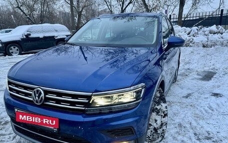 Volkswagen Tiguan II, 2018 год, 3 700 000 рублей, 16 фотография