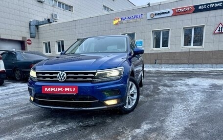 Volkswagen Tiguan II, 2018 год, 3 700 000 рублей, 26 фотография