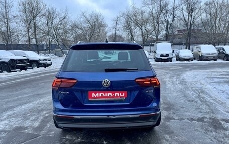 Volkswagen Tiguan II, 2018 год, 3 700 000 рублей, 19 фотография