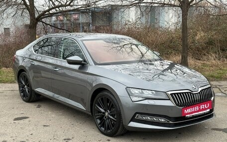 Skoda Superb III рестайлинг, 2023 год, 5 040 000 рублей, 3 фотография