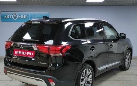 Mitsubishi Outlander III рестайлинг 3, 2018 год, 2 418 000 рублей, 5 фотография