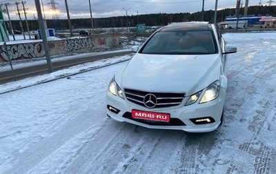 Mercedes-Benz E-Класс, 2011 год, 1 550 000 рублей, 1 фотография