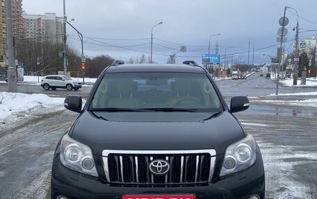 Toyota Land Cruiser Prado 150 рестайлинг 2, 2011 год, 3 500 000 рублей, 5 фотография