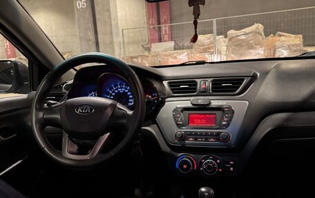 KIA Rio III рестайлинг, 2014 год, 1 029 000 рублей, 15 фотография