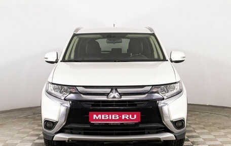 Mitsubishi Outlander III рестайлинг 3, 2016 год, 1 835 000 рублей, 2 фотография