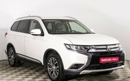 Mitsubishi Outlander III рестайлинг 3, 2016 год, 1 835 000 рублей, 3 фотография