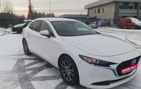 Mazda 3, 2019 год, 2 200 000 рублей, 2 фотография