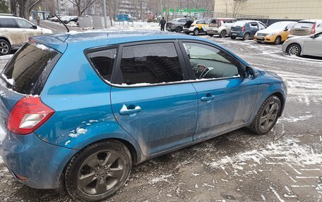 KIA cee'd I рестайлинг, 2011 год, 915 000 рублей, 3 фотография