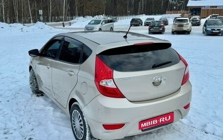 Hyundai Solaris II рестайлинг, 2011 год, 760 000 рублей, 6 фотография