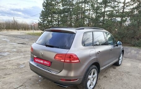 Volkswagen Touareg III, 2012 год, 2 100 000 рублей, 4 фотография