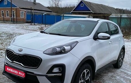 KIA Sportage IV рестайлинг, 2021 год, 2 999 000 рублей, 10 фотография