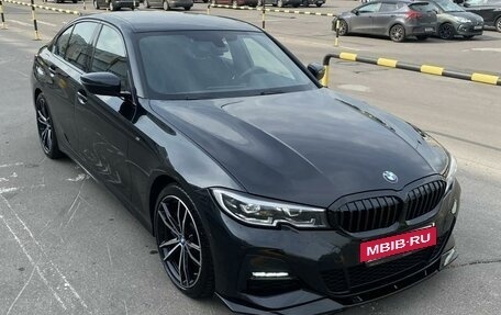 BMW 3 серия, 2019 год, 4 600 000 рублей, 4 фотография