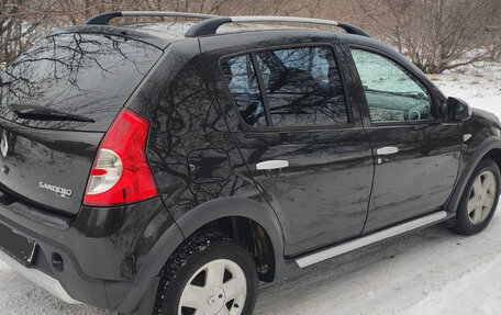 Renault Sandero I, 2013 год, 850 000 рублей, 7 фотография