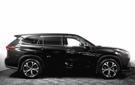 Toyota Highlander, 2020 год, 6 100 000 рублей, 4 фотография