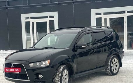 Mitsubishi Outlander III рестайлинг 3, 2011 год, 1 190 000 рублей, 3 фотография