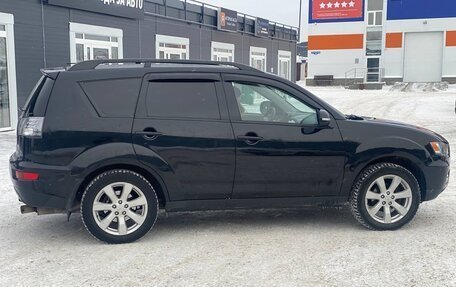 Mitsubishi Outlander III рестайлинг 3, 2011 год, 1 190 000 рублей, 13 фотография