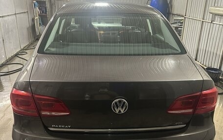 Volkswagen Passat B7, 2012 год, 1 050 000 рублей, 2 фотография