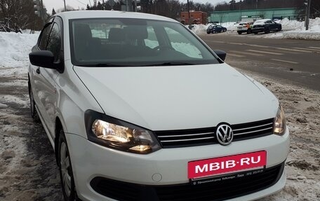 Volkswagen Polo VI (EU Market), 2012 год, 940 000 рублей, 3 фотография