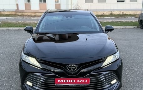 Toyota Camry, 2020 год, 3 345 000 рублей, 1 фотография