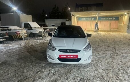 Hyundai Solaris II рестайлинг, 2014 год, 1 010 000 рублей, 4 фотография