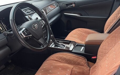 Toyota Camry, 2017 год, 2 150 000 рублей, 19 фотография