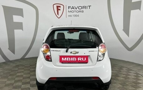 Chevrolet Spark III, 2011 год, 690 000 рублей, 3 фотография