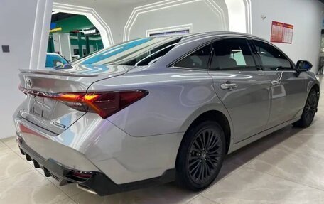 Toyota Avalon, 2022 год, 3 165 000 рублей, 5 фотография