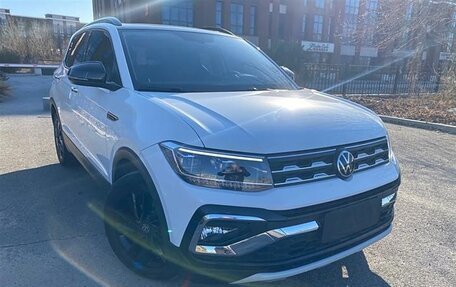 Volkswagen T-Cross I, 2022 год, 1 500 000 рублей, 3 фотография