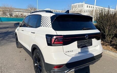 Volkswagen T-Cross I, 2022 год, 1 500 000 рублей, 4 фотография