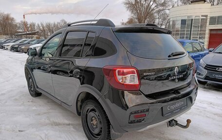 Renault Sandero II рестайлинг, 2015 год, 920 000 рублей, 3 фотография